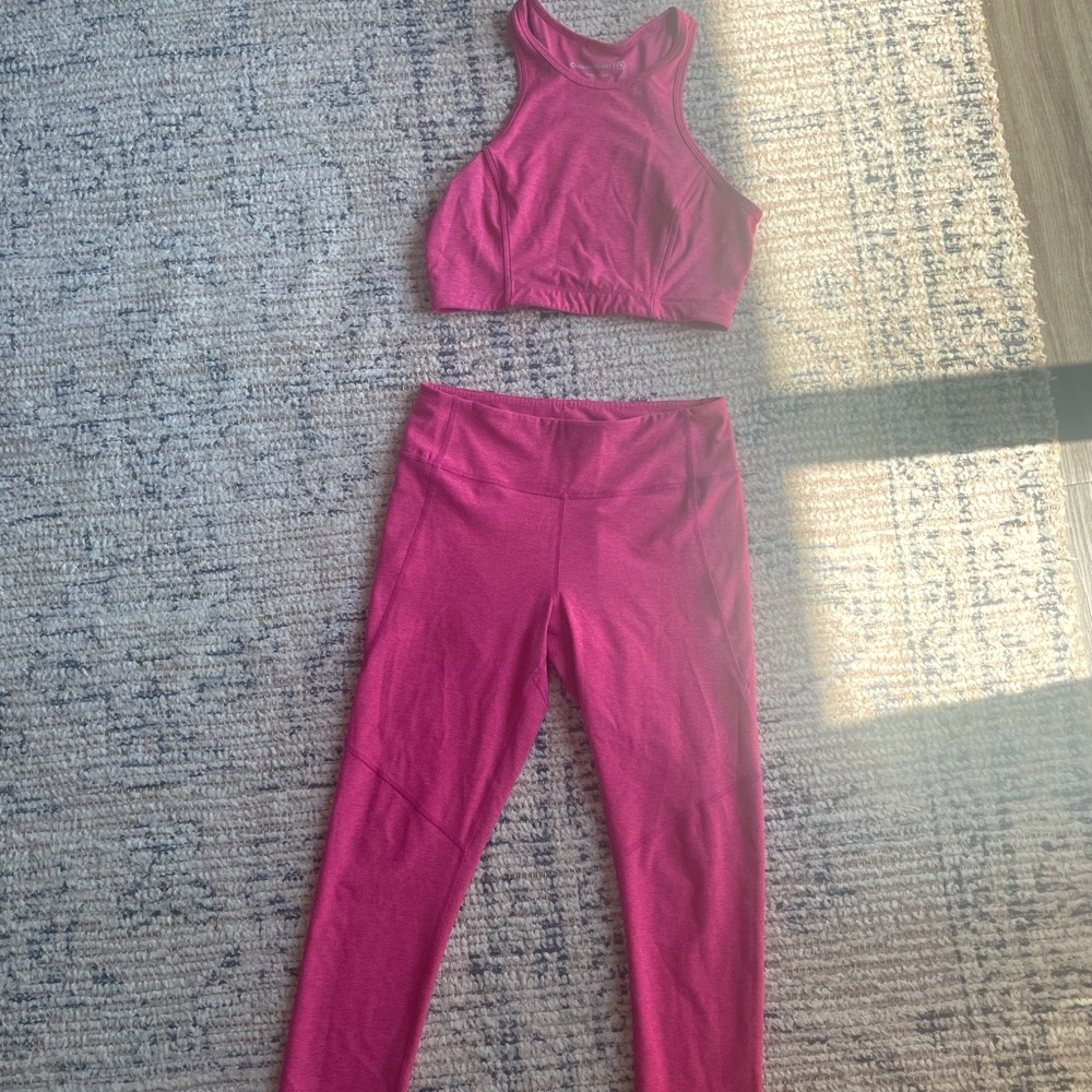 Outdoor Voices Size Medium set